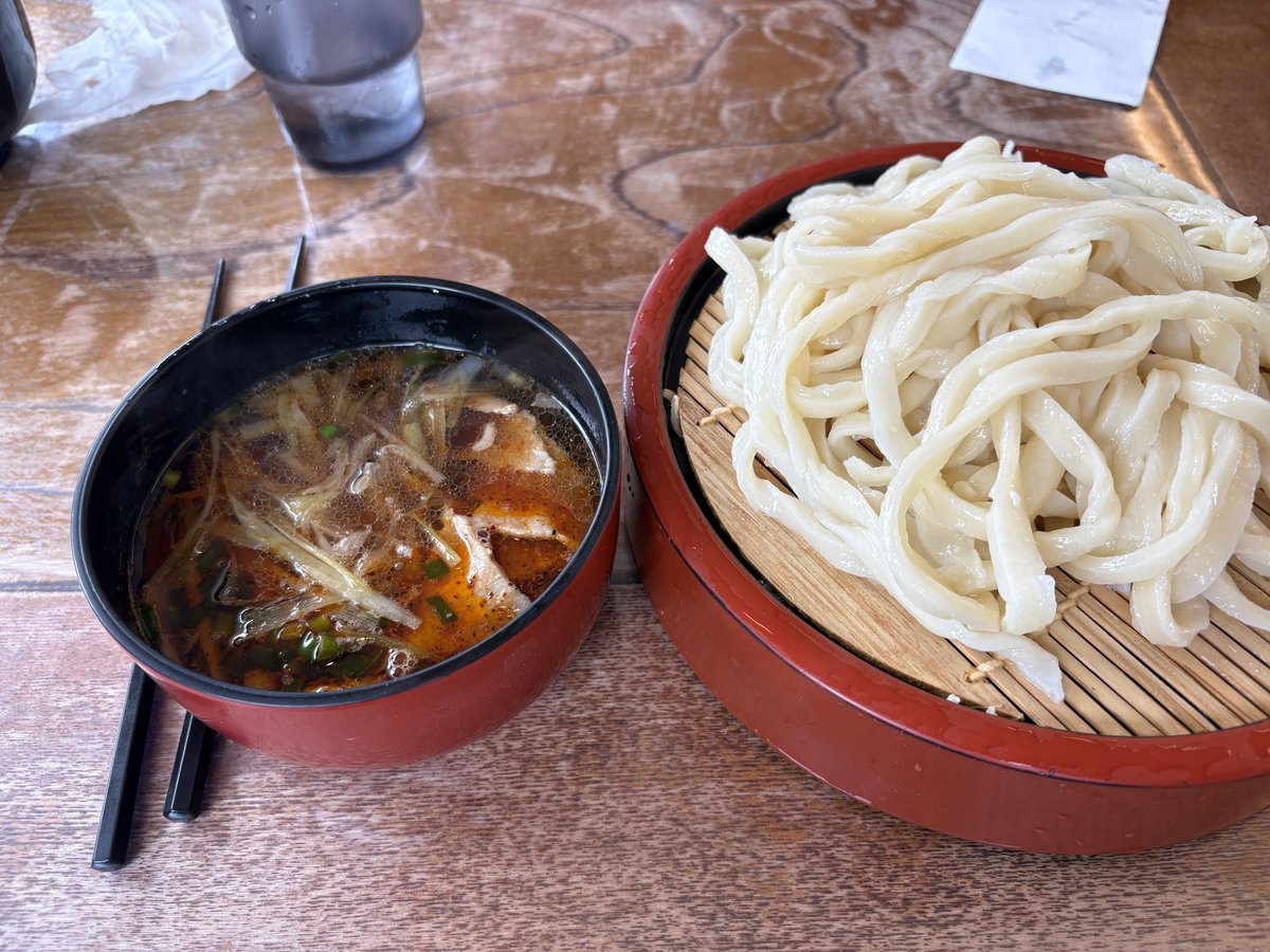 田舎っぺうどん熊谷久保島店の冷やしうま辛肉うどん