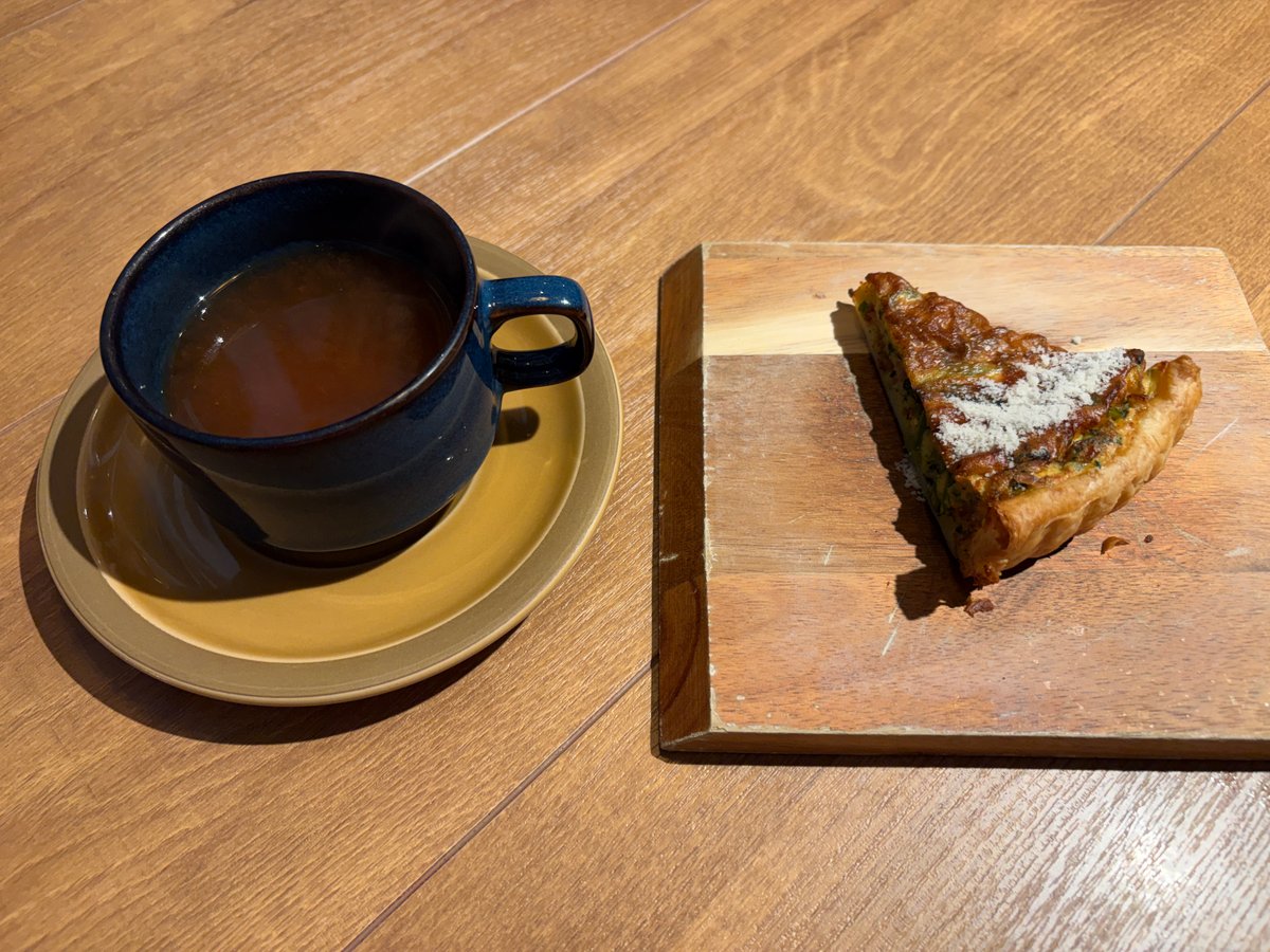 PiSOLA ランチセットの前菜・スープ