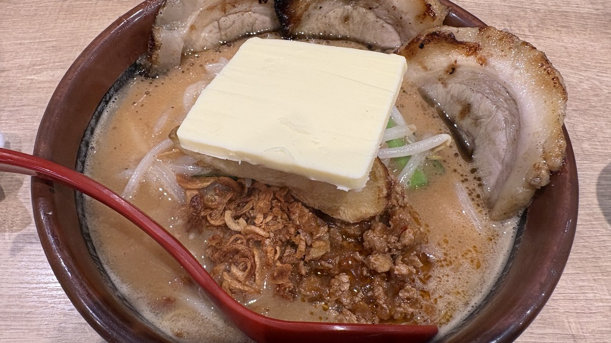 北海道の味噌ラーメンに勝てるのか？田所商店で記憶が新しいうちに食べ比べ