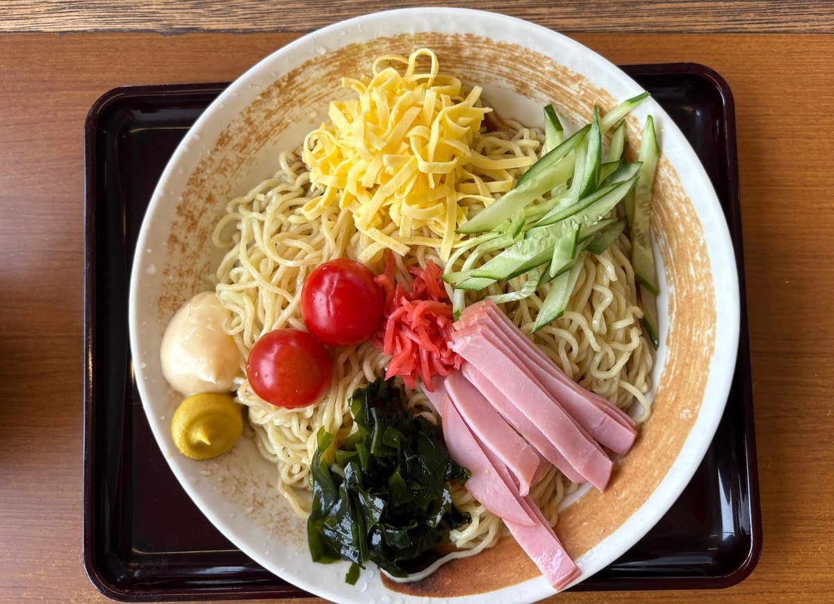 山田うどん食堂の昔ながらの冷やし中華